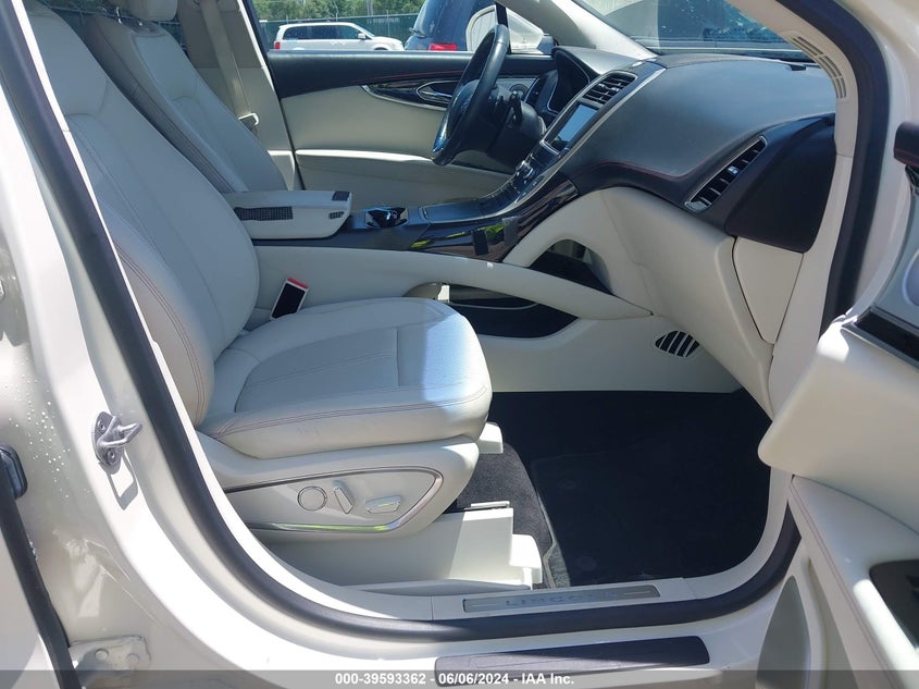 2016 LINCOLN MKX BLACK LABEL - 2LMPJ7JR4GBL55859