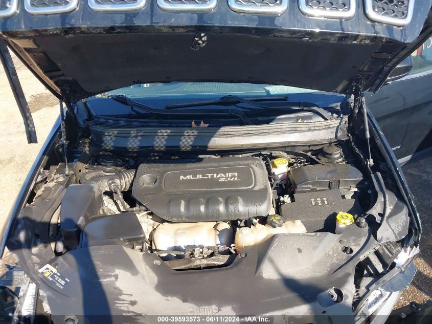 2019 Jeep Cherokee Latitude Plus 4X4 VIN: 1C4PJMLB2KD168797 Lot: 39593573