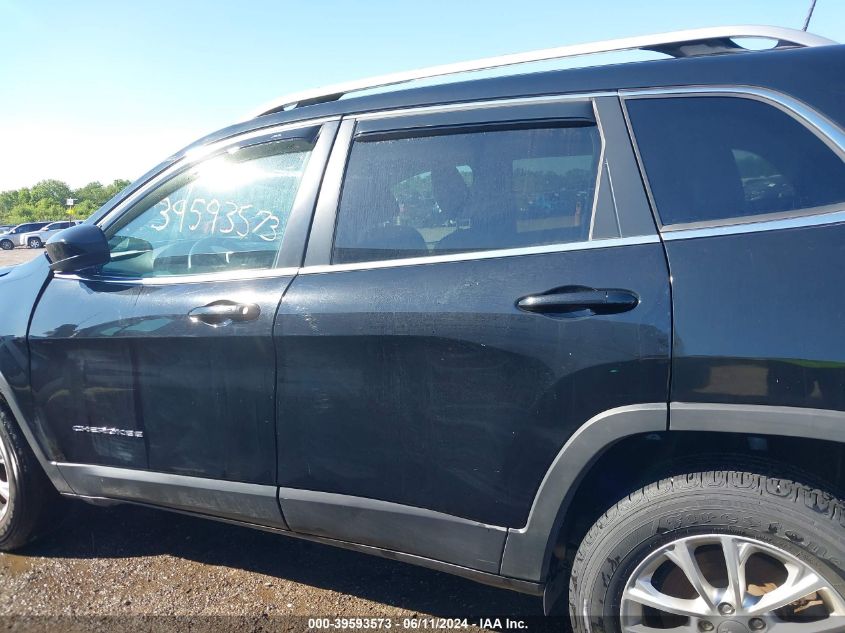 2019 Jeep Cherokee Latitude Plus 4X4 VIN: 1C4PJMLB2KD168797 Lot: 39593573