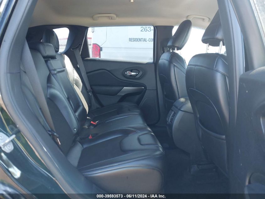 2019 Jeep Cherokee Latitude Plus 4X4 VIN: 1C4PJMLB2KD168797 Lot: 39593573