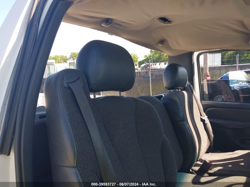 2001 Chevrolet Silverado 2500Hd VIN: 1GCHK24U81E257319 Lot: 39593727