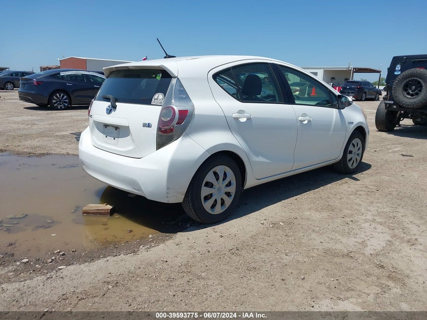 2012 Toyota Prius C Three VIN: JTDKDTB38C1002437 Lot: 39593775
