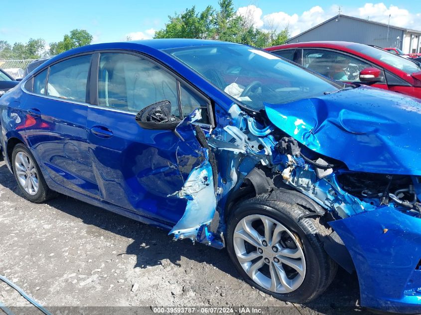 2019 Chevrolet Cruze Lt VIN: 1G1BE5SM0K7104126 Lot: 39593787