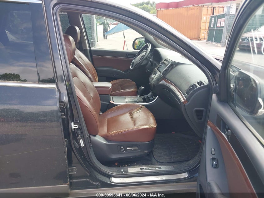 2008 Hyundai Veracruz Gls/Limited/Se VIN: KM8NU73C08U061941 Lot: 39593841