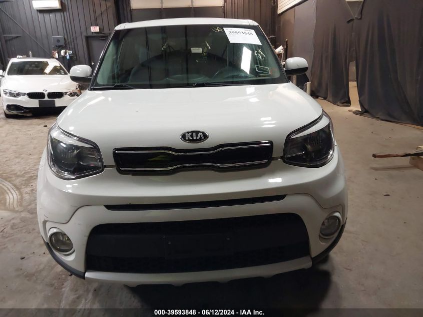 2018 Kia Soul + VIN: KNDJP3A53J7552323 Lot: 39593848