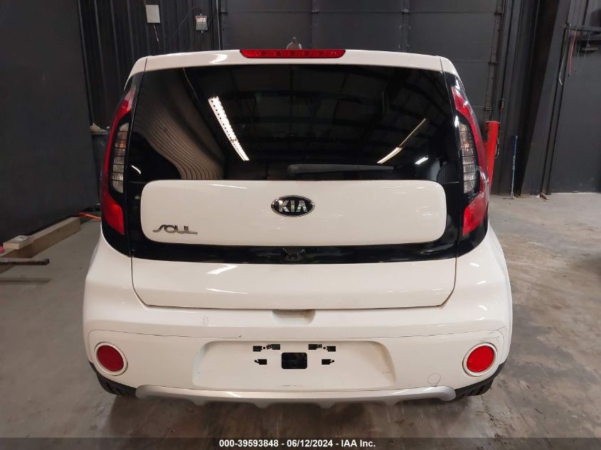 2018 Kia Soul + VIN: KNDJP3A53J7552323 Lot: 39593848