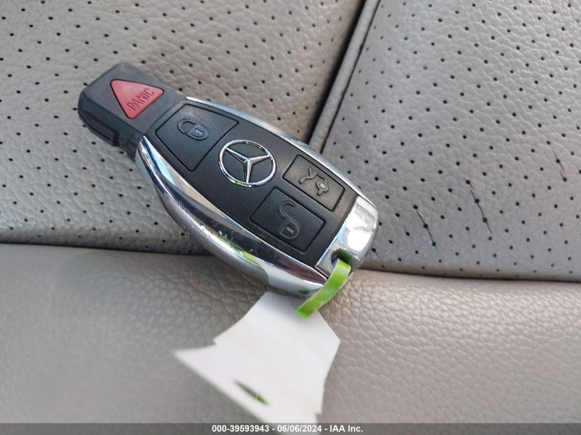 2016 Mercedes-Benz C 300 4Matic/Luxury 4Matic/Sport 4Matic VIN: 55SWF4KB5GU113001 Lot: 39593943