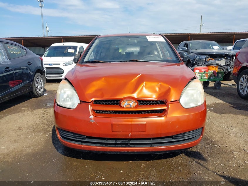 2008 Hyundai Accent Gs VIN: KMHCM36C98U057074 Lot: 39594017