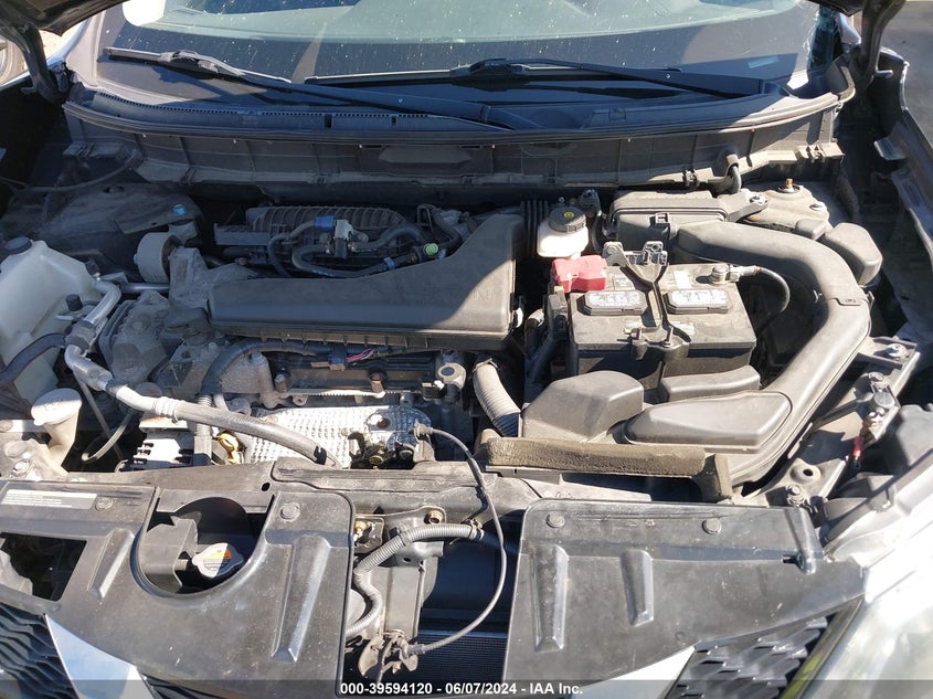 2015 Nissan Rogue S/Sl/Sv VIN: 5N1AT2MT0FC802708 Lot: 39594120