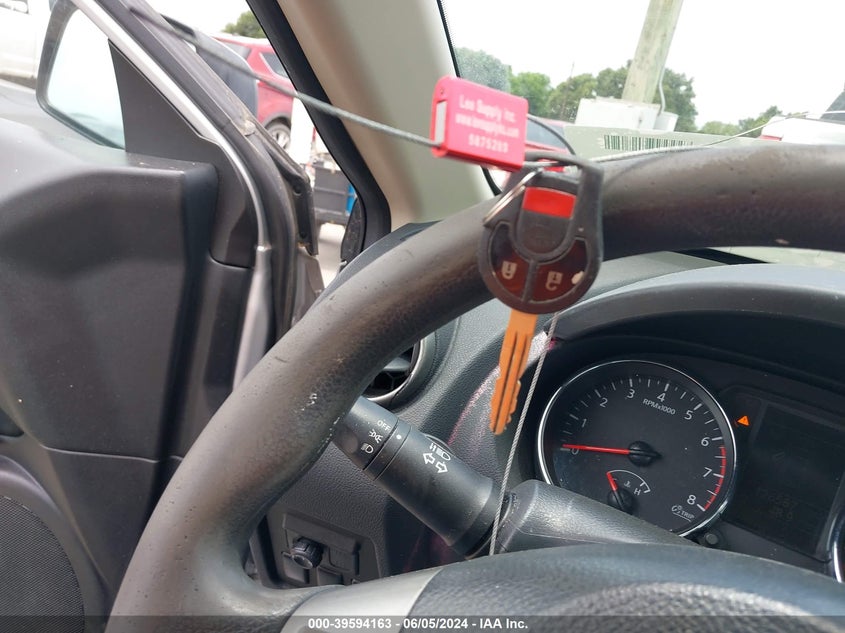 2015 Nissan Rogue Select S VIN: JN8AS5MT9FW655414 Lot: 39594163