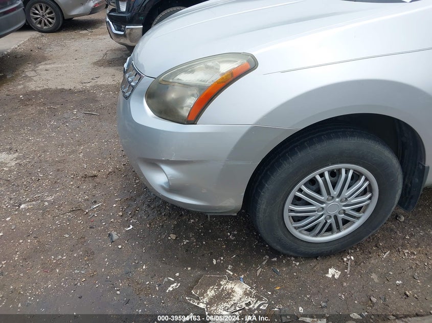 2015 Nissan Rogue Select S VIN: JN8AS5MT9FW655414 Lot: 39594163