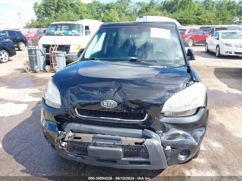 2011 Kia Soul + VIN: KNDJT2A26B7348662 Lot: 39594226
