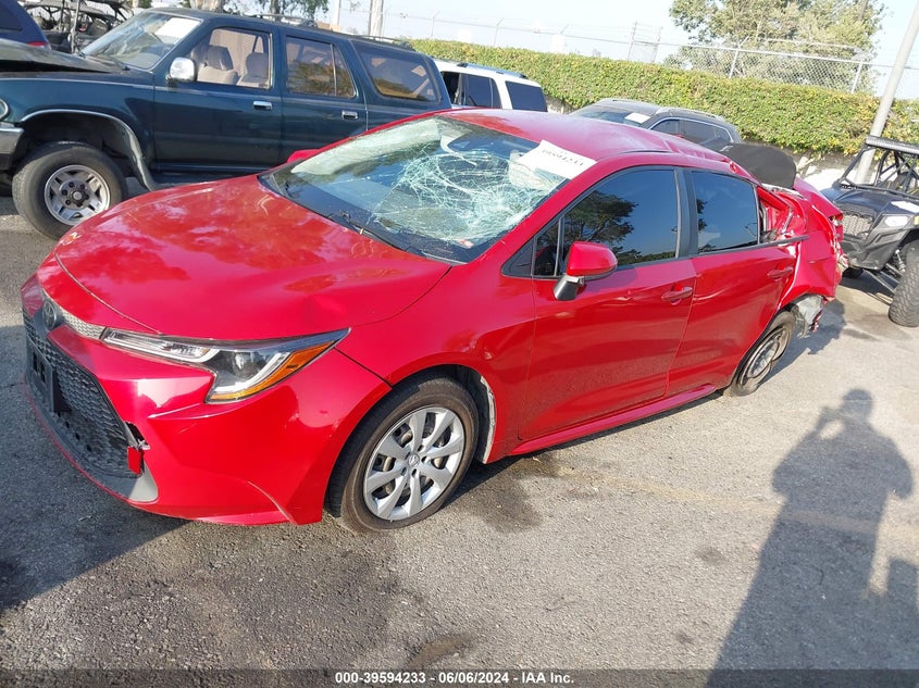 2020 TOYOTA COROLLA LE - JTDEPRAE0LJ106687