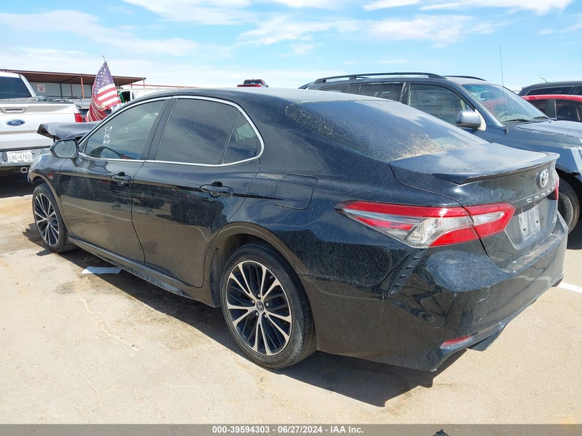 2018 TOYOTA CAMRY VIN: JTNB11HK7J3007461