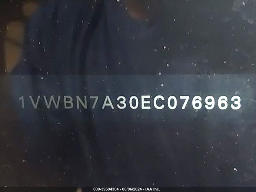 2014 Volkswagen Passat 2.0L Tdi Se VIN: 1VWBN7A30EC076963 Lot: 39594304