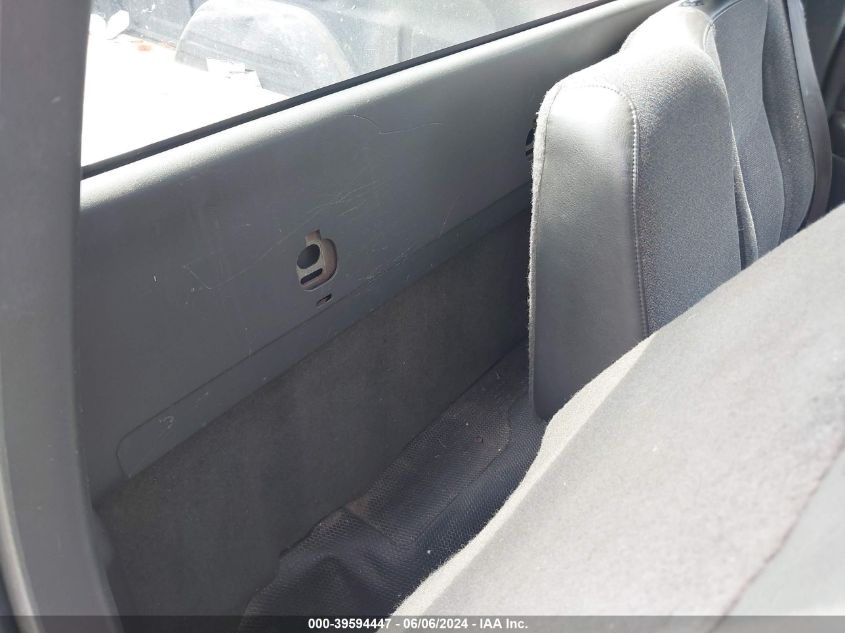 2003 Chevrolet Silverado 1500 Work Truck VIN: 1GCEC14X63Z236727 Lot: 39594447