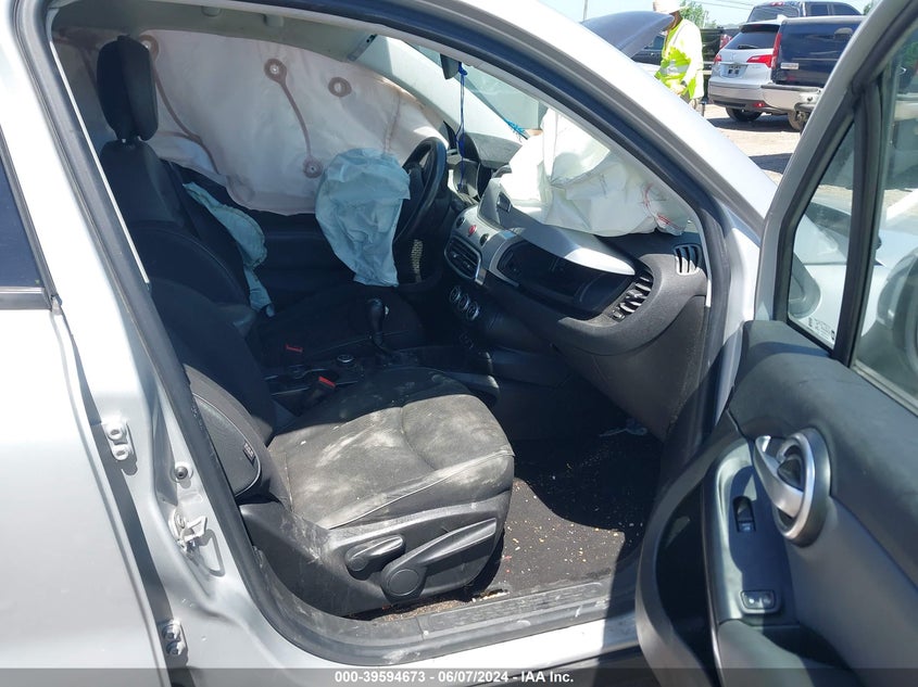 2016 Fiat 500X Easy VIN: ZFBCFYBT0GP328402 Lot: 39594673