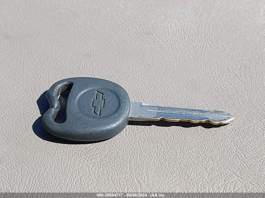 1999 Chevrolet Astro VIN: 1GNDM19W2XB191395 Lot: 39594717