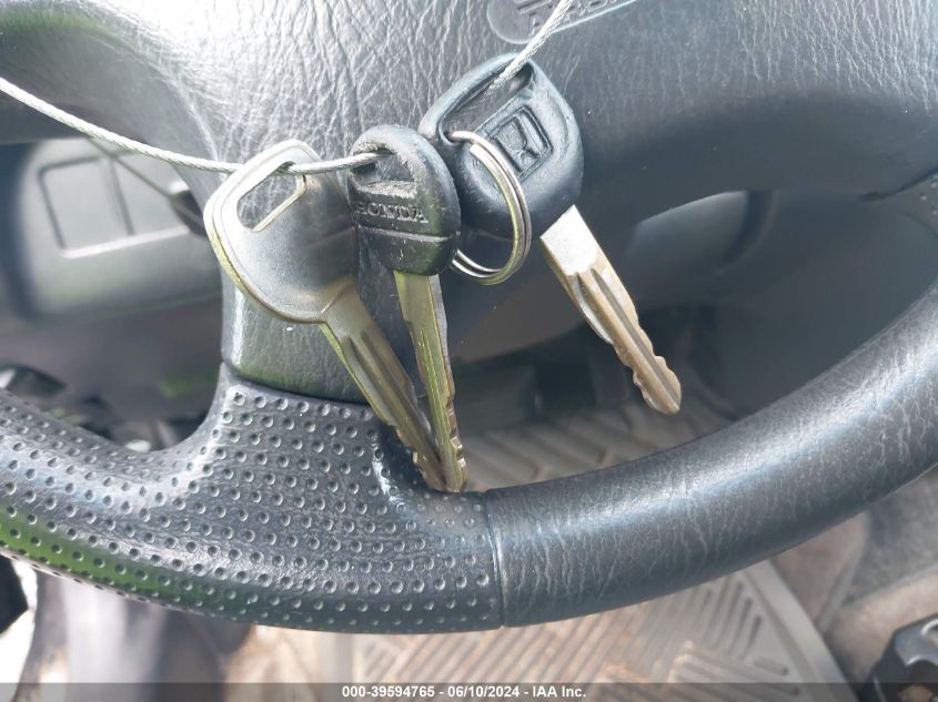 1999 Honda Cr-V Lx VIN: JHLRD2841XC012491 Lot: 39594765