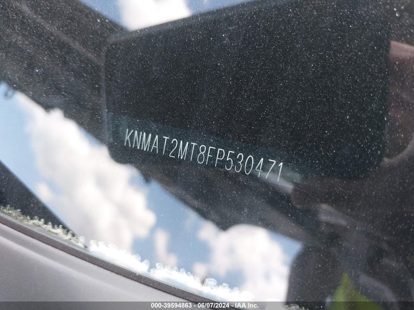 2015 Nissan Rogue S VIN: KNMAT2MT8FP530471 Lot: 39594863