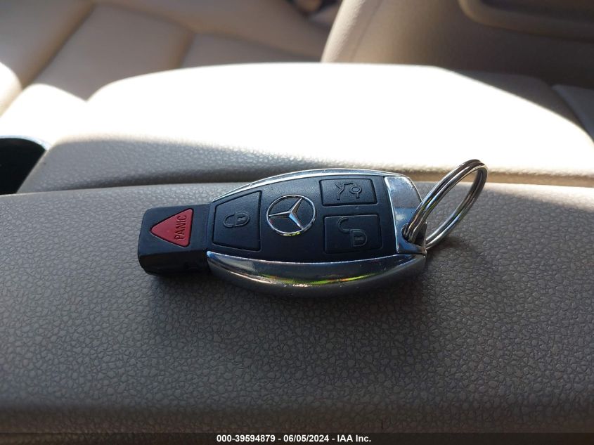 2012 Mercedes-Benz C 300 Luxury 4Matic/Sport 4Matic VIN: WDDGF8BB1CR228265 Lot: 39594879