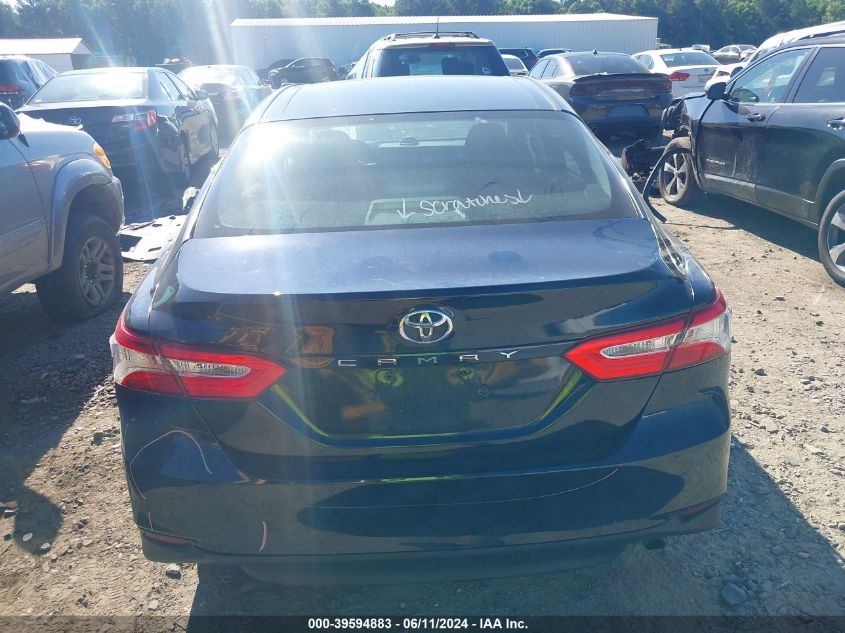 4T1B11HK0JU570233 2018 Toyota Camry Le