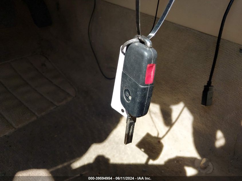 2004 Volkswagen Passat Gls VIN: WVWVD63B04E120903 Lot: 39594954