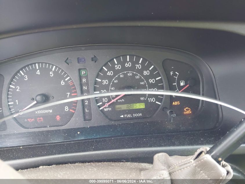 1998 Toyota Sienna Le VIN: 4T3ZF13CXWU059708 Lot: 39595071