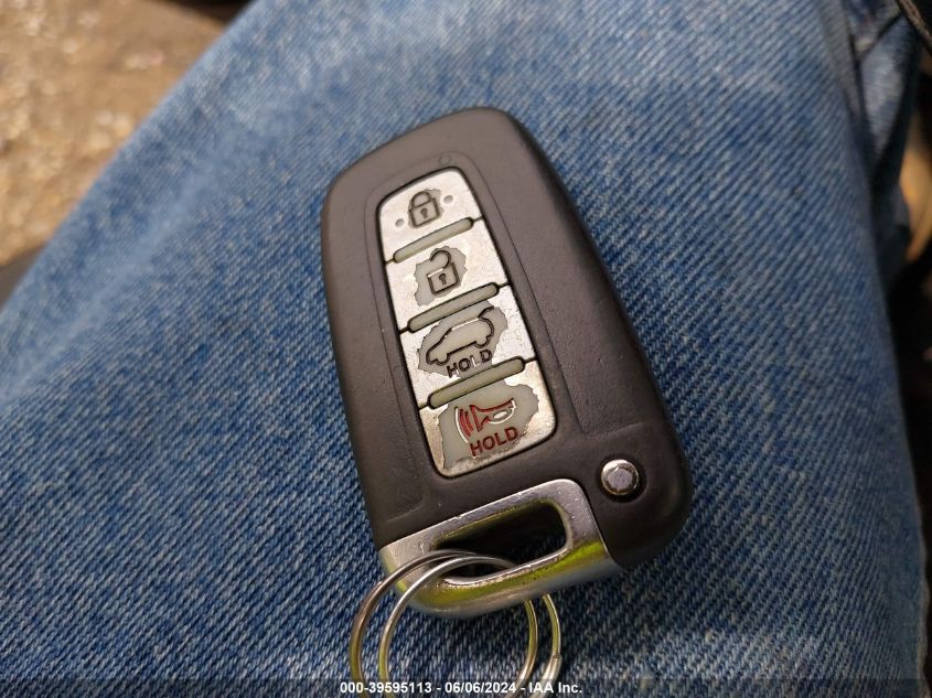 2013 Hyundai Veloster Base W/Gray VIN: KMHTC6AD6DU089298 Lot: 39595113