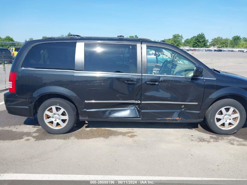 2010 Chrysler Town & Country Touring VIN: 2A4RR5D13AR142650 Lot: 39595196