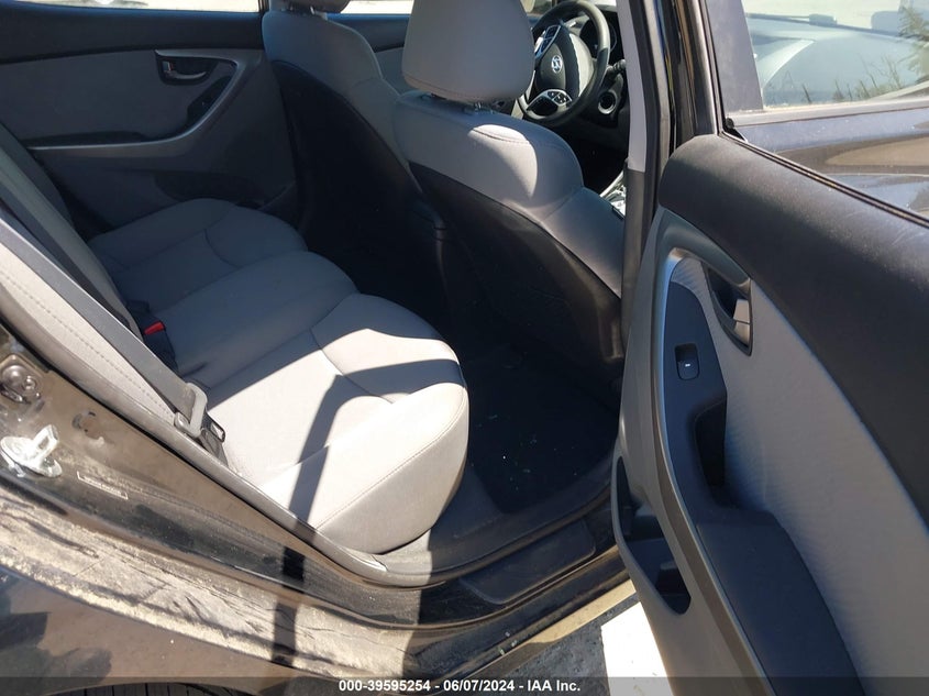 2012 Hyundai Elantra Gls VIN: 5NPDH4AE4CH125330 Lot: 39595254