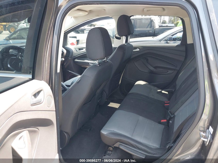 2016 Ford Escape Se VIN: 1FMCU0GX8GUA29815 Lot: 39595277