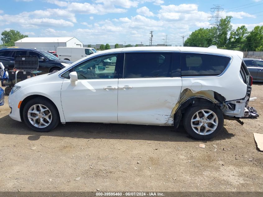 2018 Chrysler Pacifica Touring Plus VIN: 2C4RC1FG3JR317867 Lot: 39595460