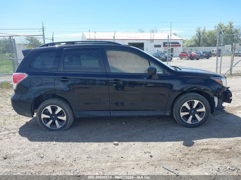2018 Subaru Forester 2.5I Premium VIN: JF2SJAEC3JH526139 Lot: 39595574
