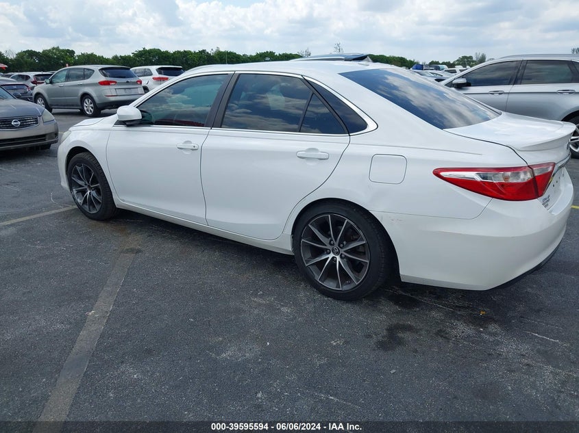 2015 Toyota Camry Xse VIN: 4T1BF1FK1FU481542 Lot: 39595594