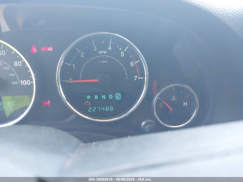 2011 Jeep Wrangler Unlimited Sahara VIN: 1J4HA5H13BL571858 Lot: 39595618