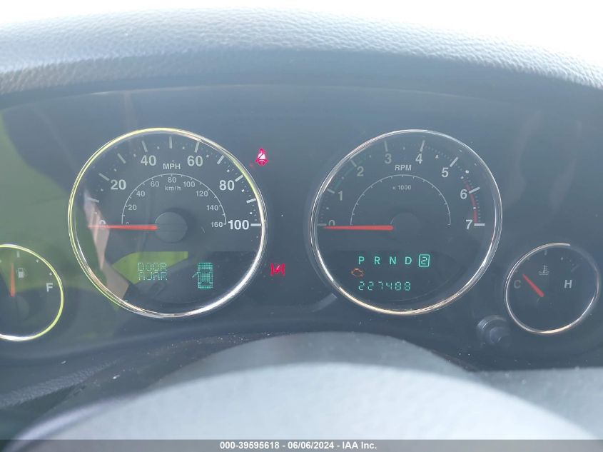 2011 Jeep Wrangler Unlimited Sahara VIN: 1J4HA5H13BL571858 Lot: 39595618