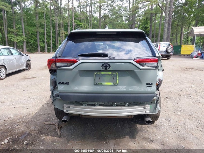 2021 TOYOTA RAV4 XLE/XLE PREMIUM - 2T3P1RFV3MW233441