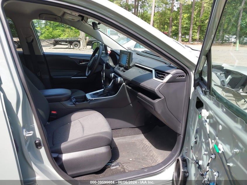 2021 TOYOTA RAV4 XLE/XLE PREMIUM - 2T3P1RFV3MW233441