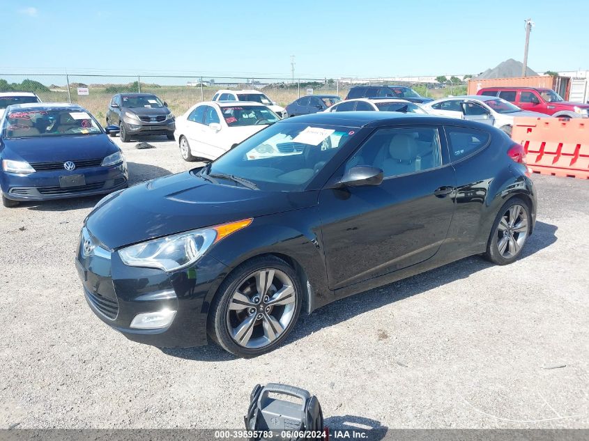 2012 Hyundai Veloster Base W/Gray VIN: KMHTC6AD2CU072092 Lot: 39595783