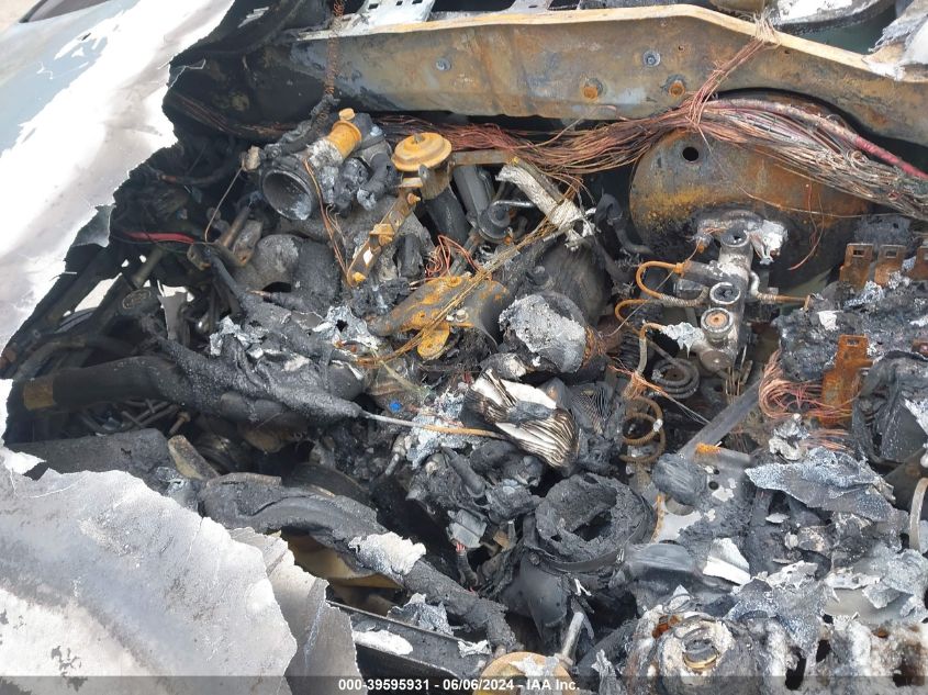 1998 Ford F-150 Lariat/Standard/Xl/Xlt VIN: 2FTZX1761WCA97827 Lot: 39595931