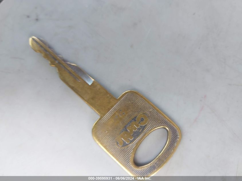 1998 Ford F-150 Lariat/Standard/Xl/Xlt VIN: 2FTZX1761WCA97827 Lot: 39595931