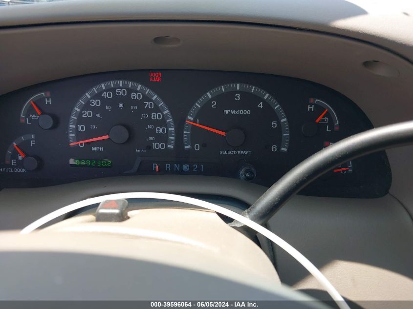 2002 Ford F-150 Xl/Xlt VIN: 1FTRF17272NB77556 Lot: 39596064