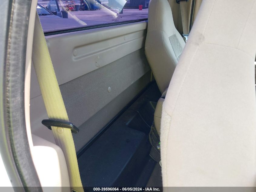 2002 Ford F-150 Xl/Xlt VIN: 1FTRF17272NB77556 Lot: 39596064