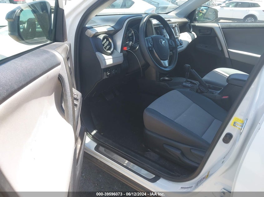 2015 TOYOTA RAV4 LE - 2T3ZFREV5FW160006