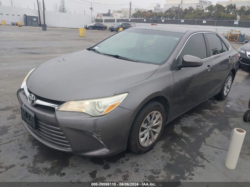 4T1BF1FK7GU153589 2016 TOYOTA CAMRY - Image 2