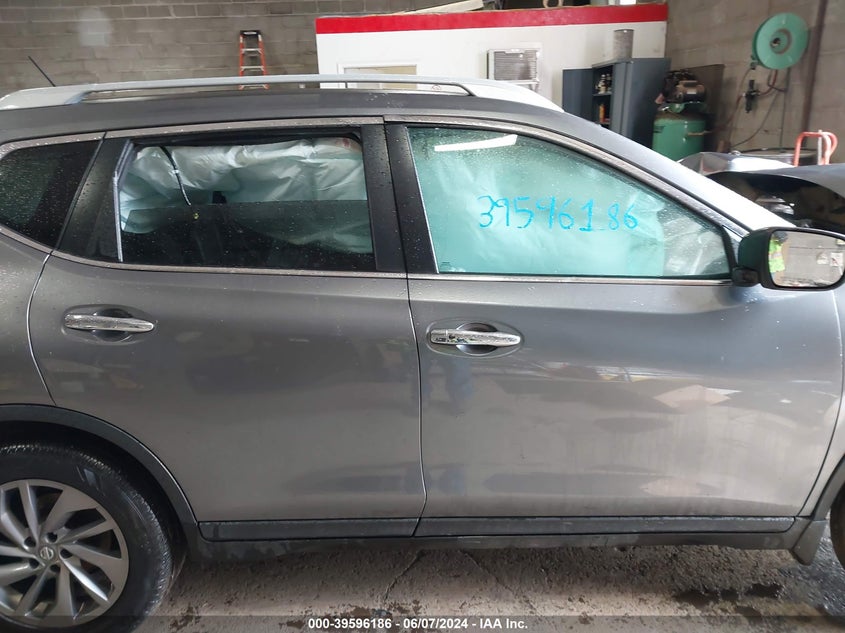 2016 Nissan Rogue Sl VIN: 5N1AT2MVXGC756808 Lot: 39596186