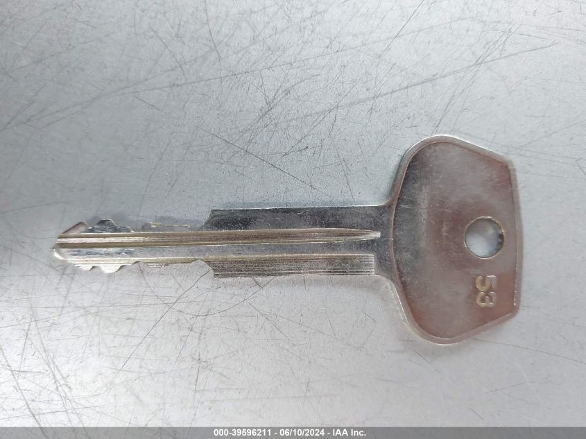 2005 Hyundai Tucson Gl VIN: KM8JM12B15U074651 Lot: 39596211