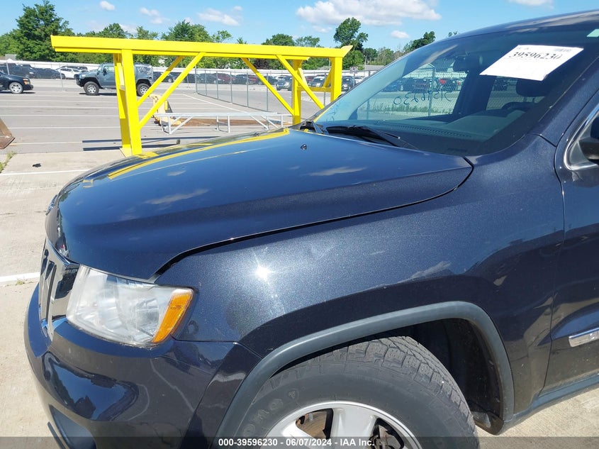 2013 Jeep Grand Cherokee Laredo VIN: 1C4RJFAG4DC505305 Lot: 39596230