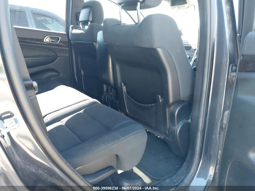 2013 Jeep Grand Cherokee Laredo VIN: 1C4RJFAG4DC505305 Lot: 39596230